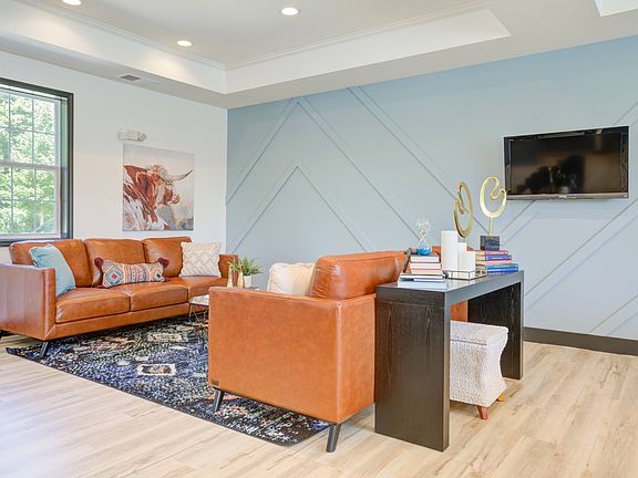 5th image of 3670 NE Akin Blvd #3650-A