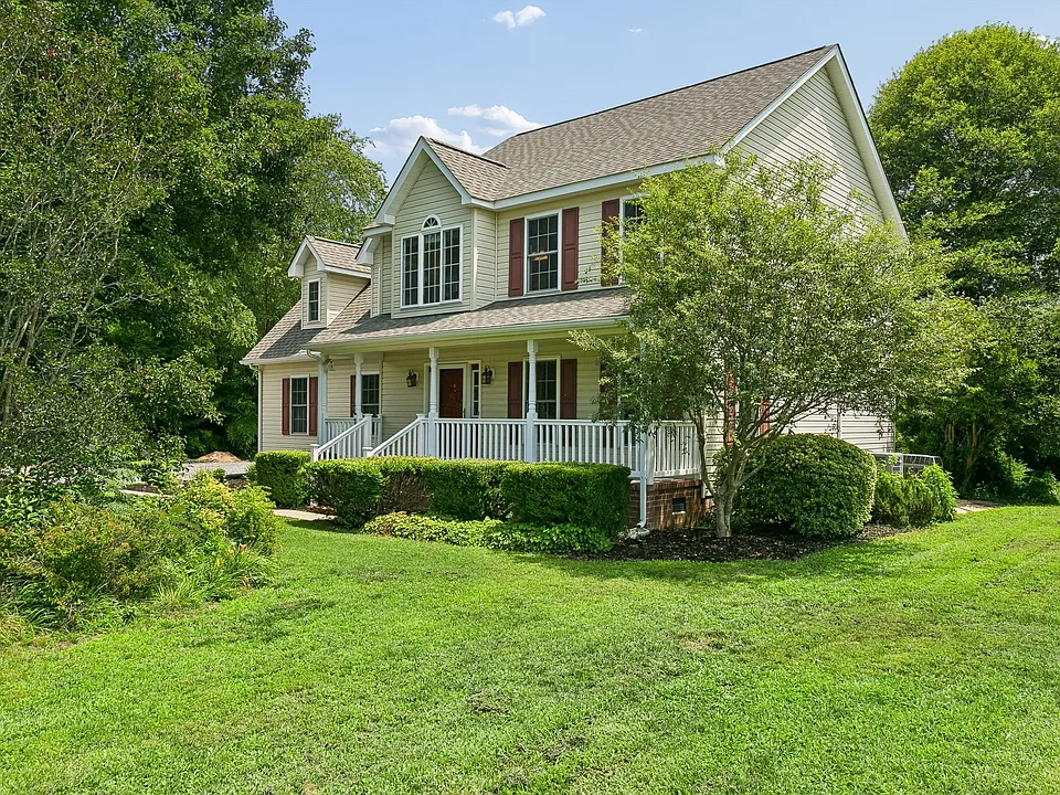 7976 Laura Ann Ln