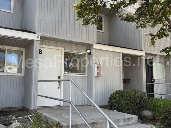 1016 W Pine St APT B, Upland, CA 91786