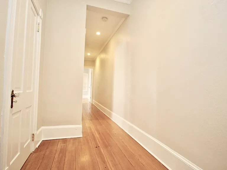 732 Yarmouth St #A — Photo 14