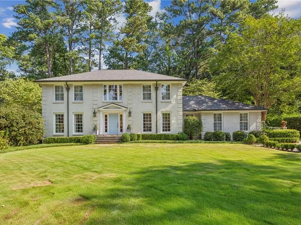 4590 Club Dr NE, Atlanta, GA 30319