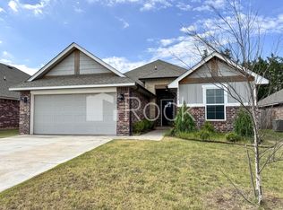 1113 Magnolia Dr, Noble, OK 73068