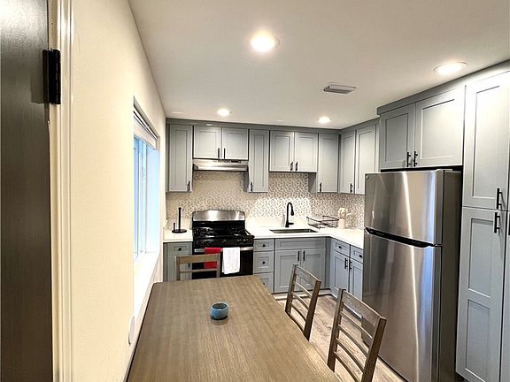 2nd image of 14080 Mohawk Rd