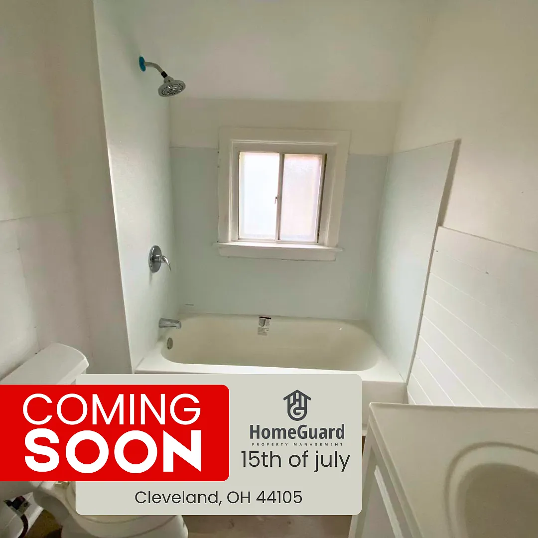 9522 Dunlap Avenue — Photo 2