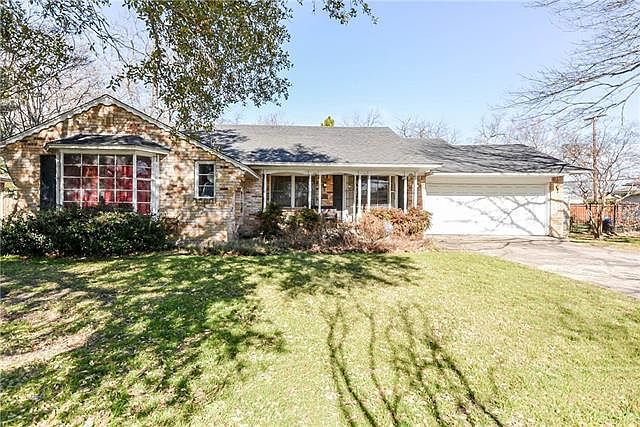 1st image of 9927 Cloister Dr