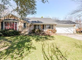 9927 Cloister Dr, Dallas, TX 75228