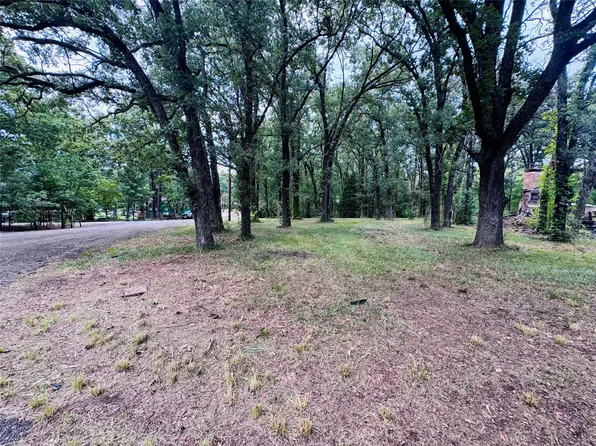323 Sherie Ln, Mabank, TX 75156