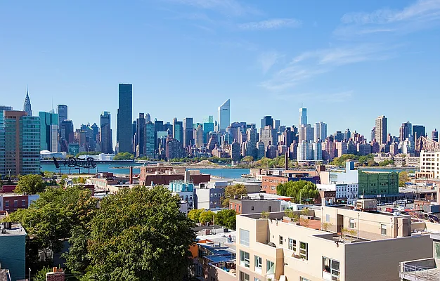 Sold by Modern Spaces | media 25