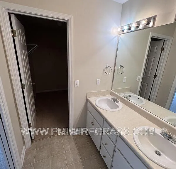 177 N Springview Dr — Photo 14