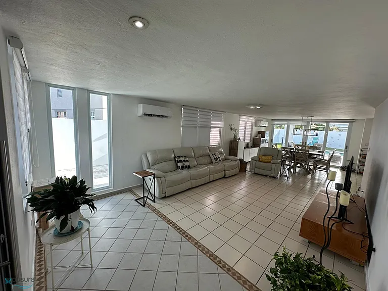 1306 Calle Mallorca — Photo 10