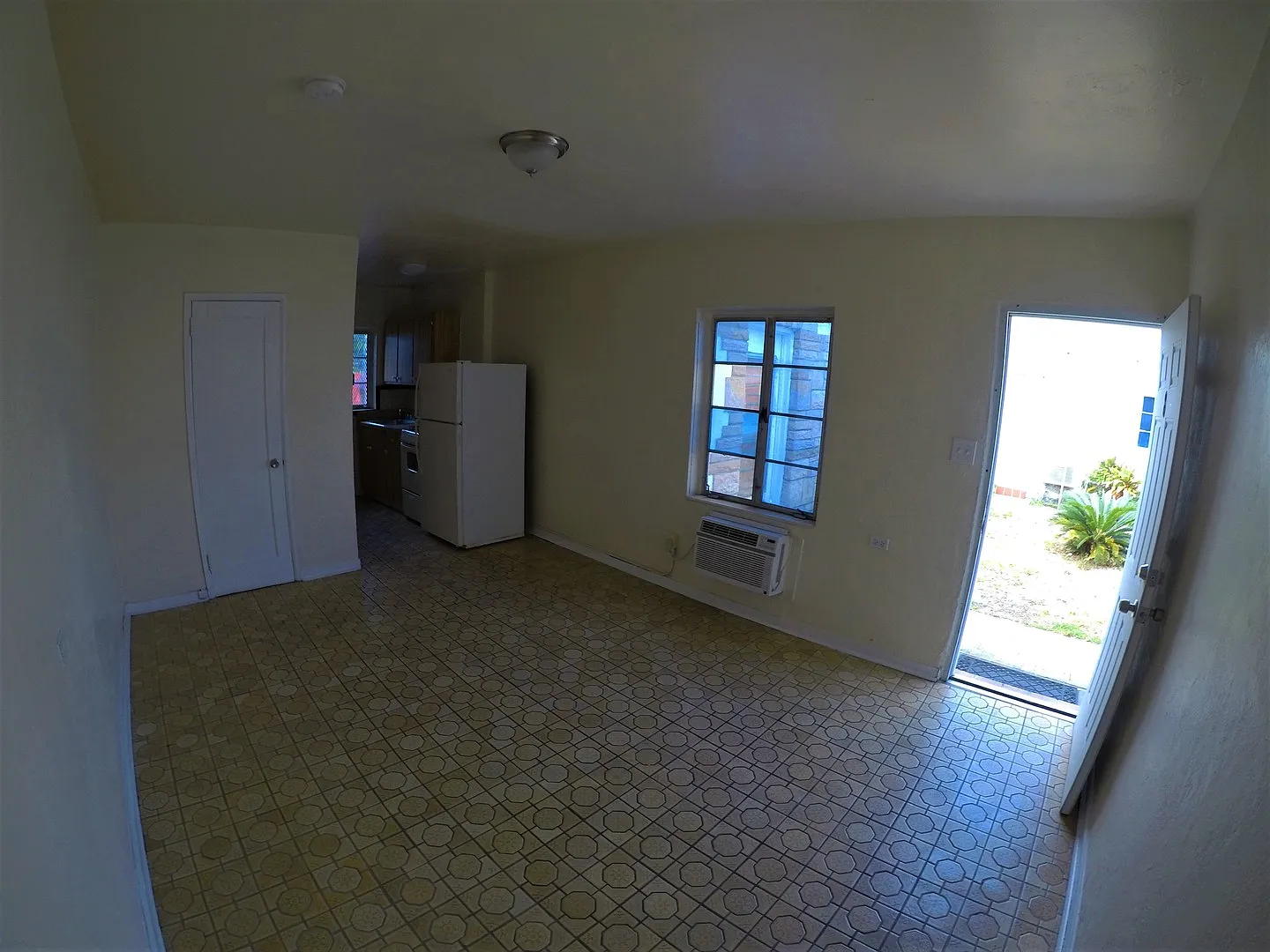 Studio in the Heart of Little Havana — Photo 4
