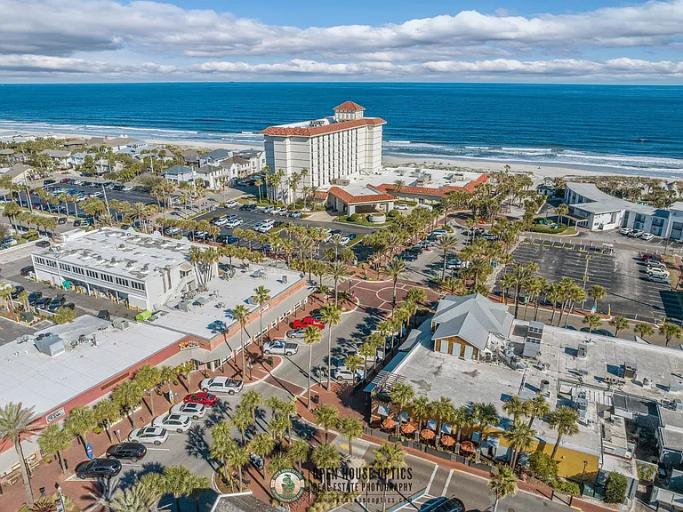 1766 Beach Ave — Photo 89