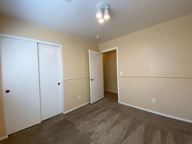 13601 N 129th Dr — Photo 25