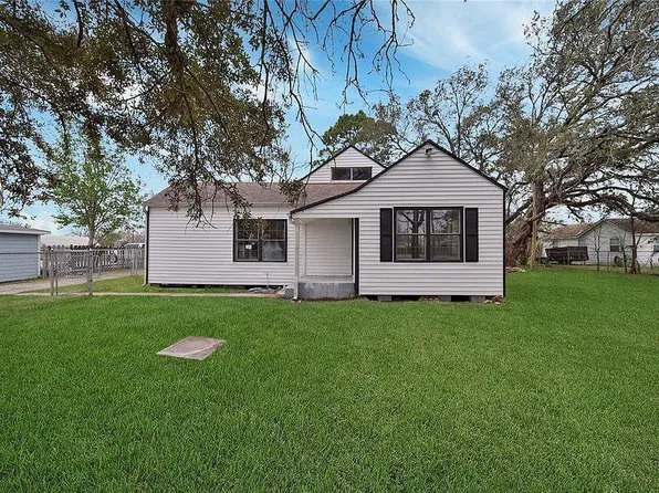 1623 Main St, La Marque, TX 77568