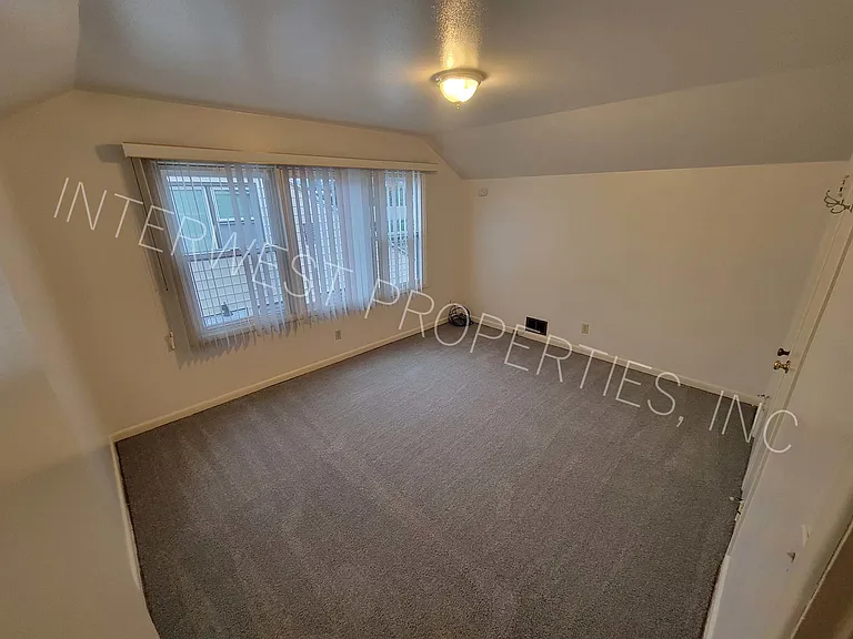 7924 SE Woodstock Blvd — Photo 10