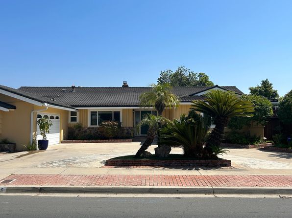 6005 Del Cerro Blvd
