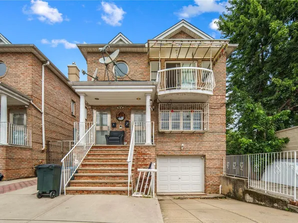 69-33 53rd Drive, Maspeth, NY 11378