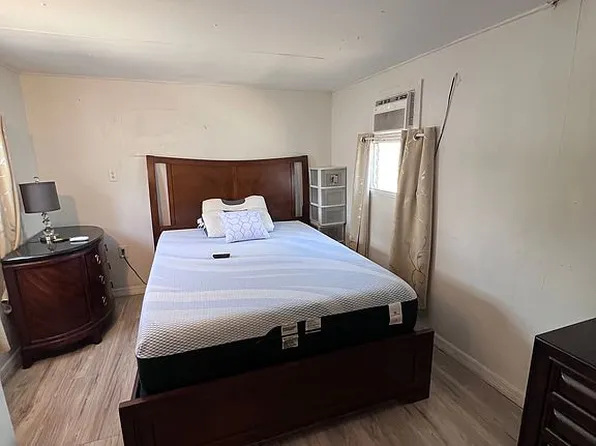 408 S West 8th Ter #41, Hallandale Beach, FL 33009