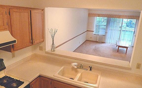 3rd image of 2060 Shenandoah Ct Unit C