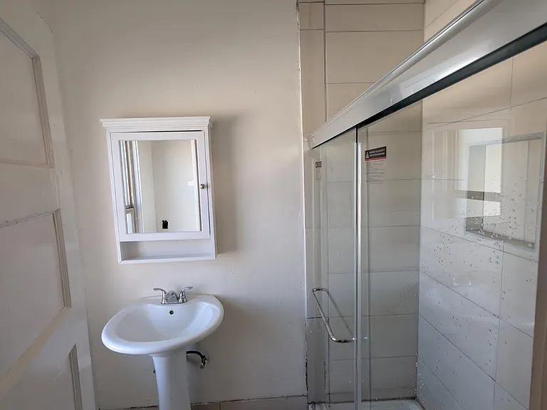 438 N Euclid Ave — Photo 14
