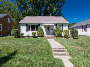 1504 Oak St, Highland, IL 62249
