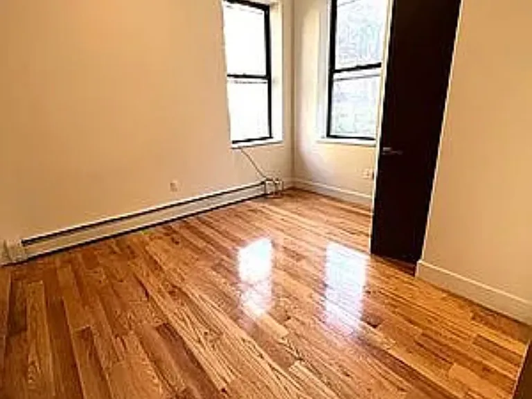 255 S 3rd St #2 — Photo 7