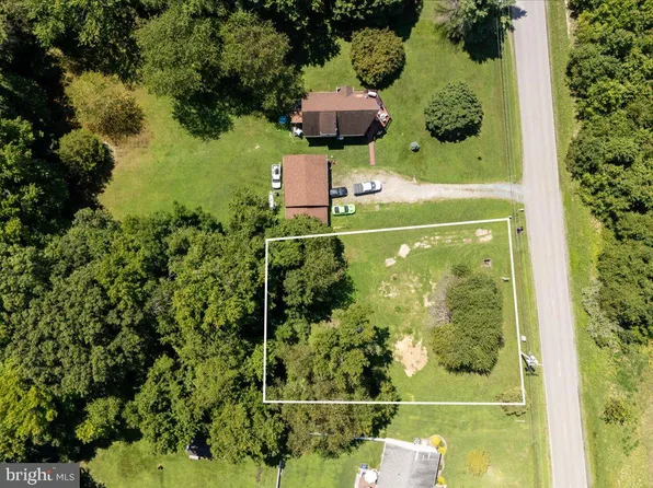 705 Carmichael Rd, Queenstown, MD 21658