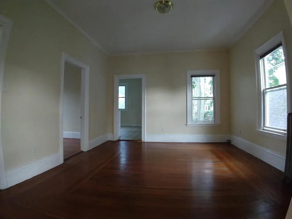 91 Irving St #2