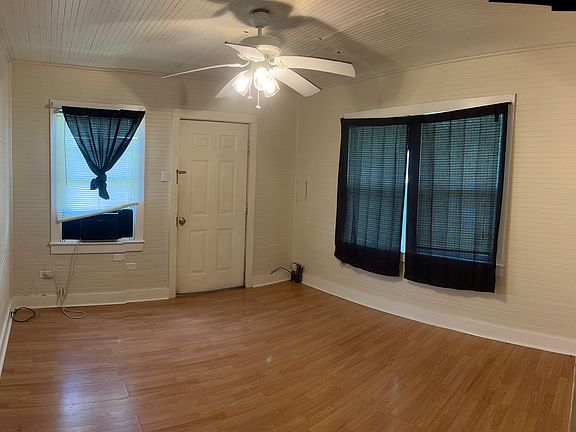 4th image of 1829 Badt Ave #B
