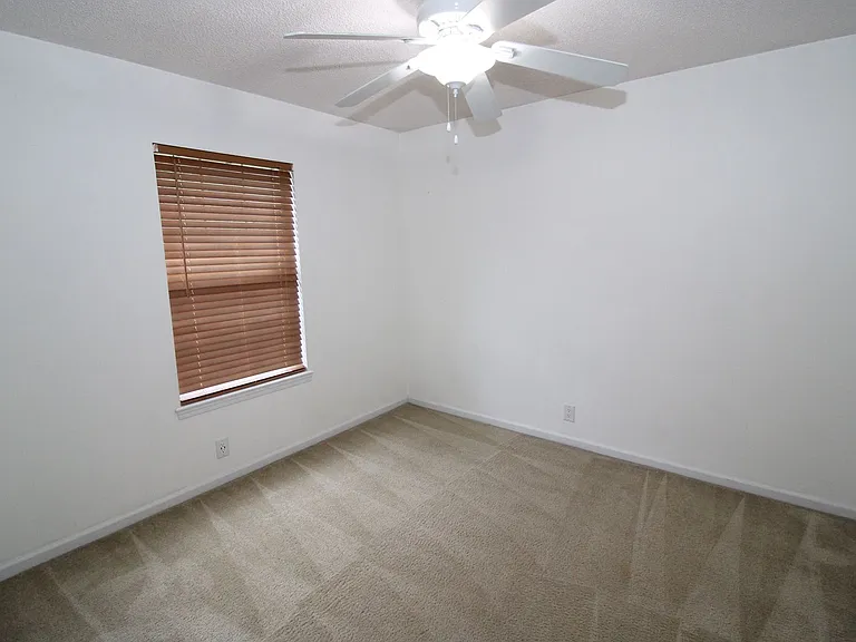 107 Shearman Way — Photo 12