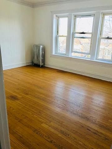 2nd image of 4018 N Austin Ave APT A2