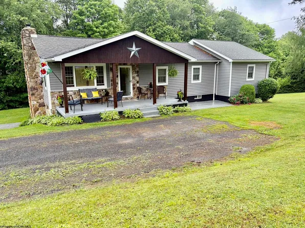 6786 Lantz Ridge Rd, Aurora, WV 26705