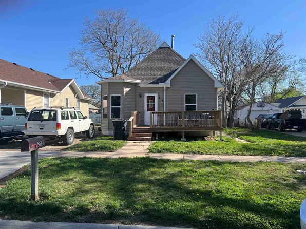 218 E 4th St, Hastings, NE 68901