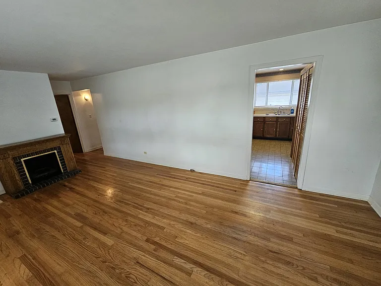 469 N Ridgeland Ave — Photo 7