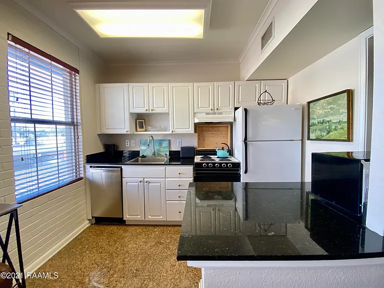 213 Bendel Rd #208 — Photo 9