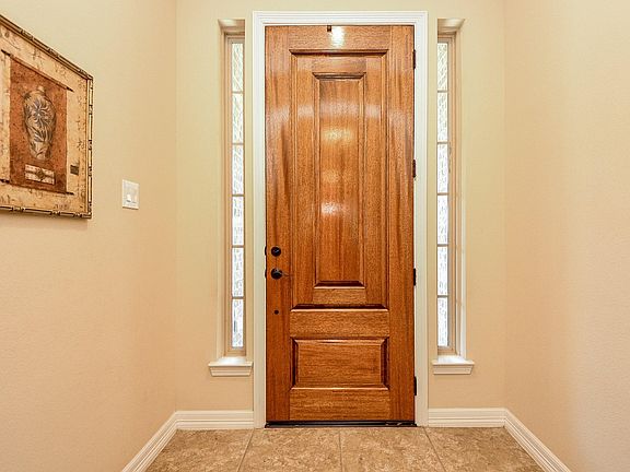 5th image of 19 Stefano Way