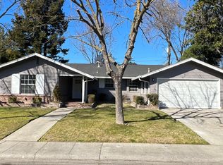 1015 W Cameron Way, Stockton, CA 95207