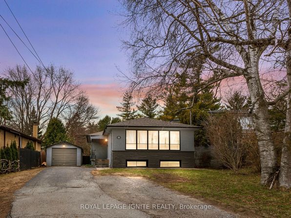 140 Meadowvale Rd #10, Toronto, ON M1C 1S1
