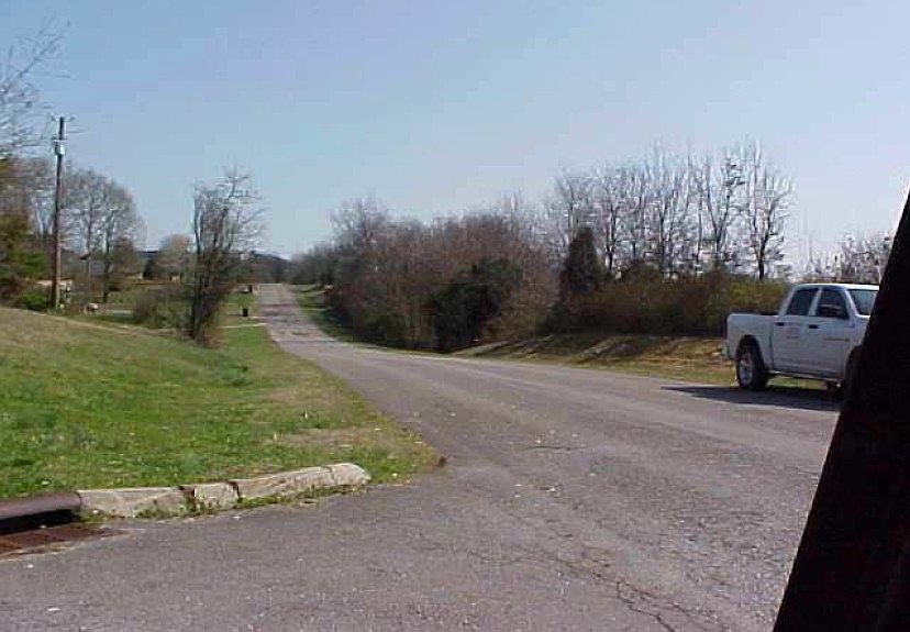 2nd image of 1540 Foothills Rd