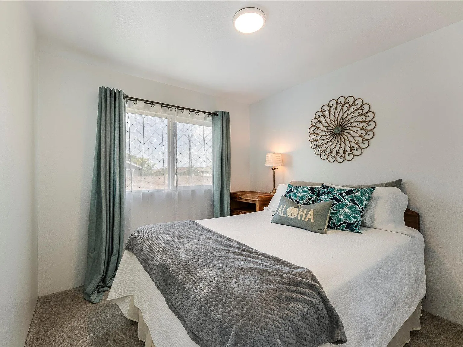 3 bed, 2.5 bath, 1130 sqft, $3,800 — Photo 2