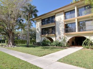 1280 Gordon Dr APT D, Naples, FL 34102