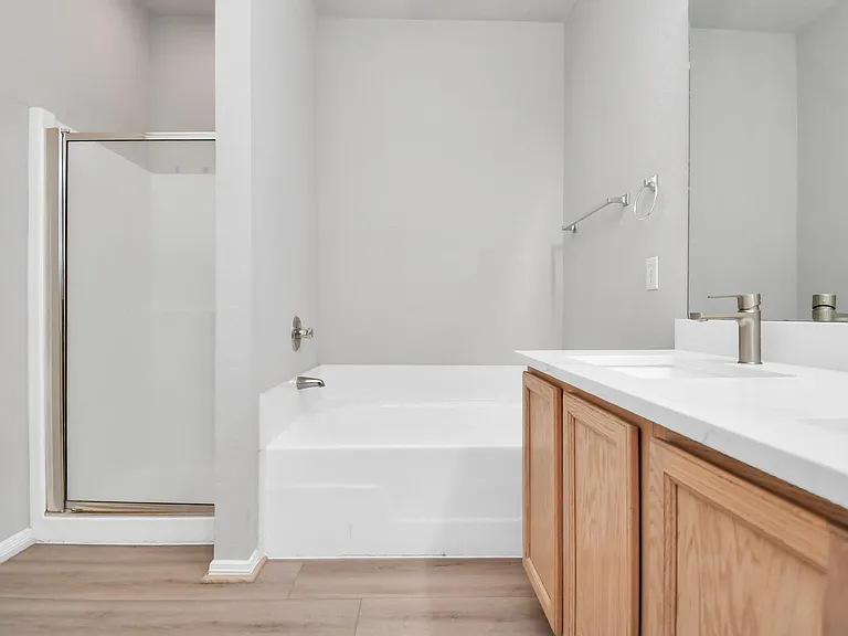 24118 Wild Horse Ln — Photo 33
