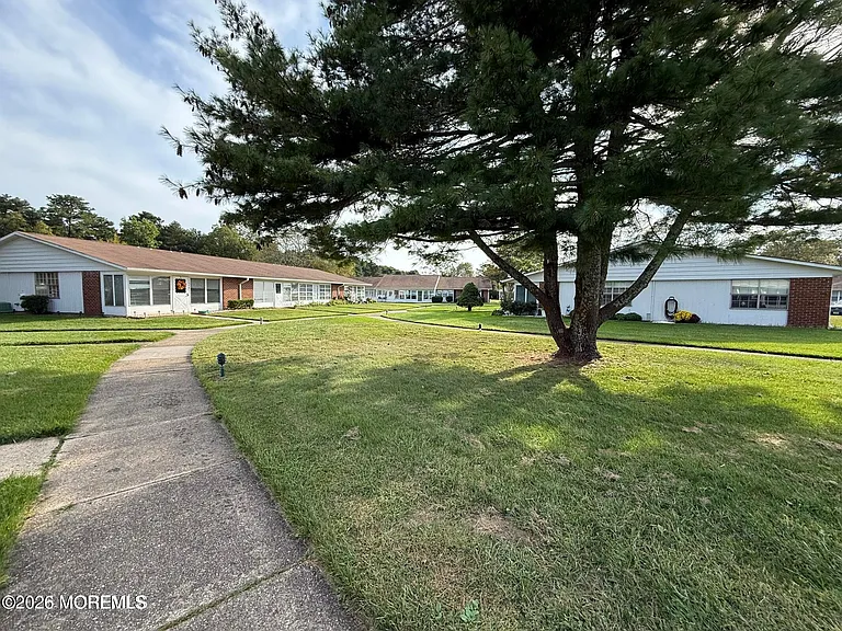 1178B Clydebank Ct — Photo 4