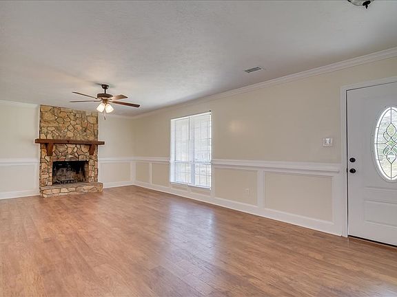 3rd image of 2521 Mickey Dr