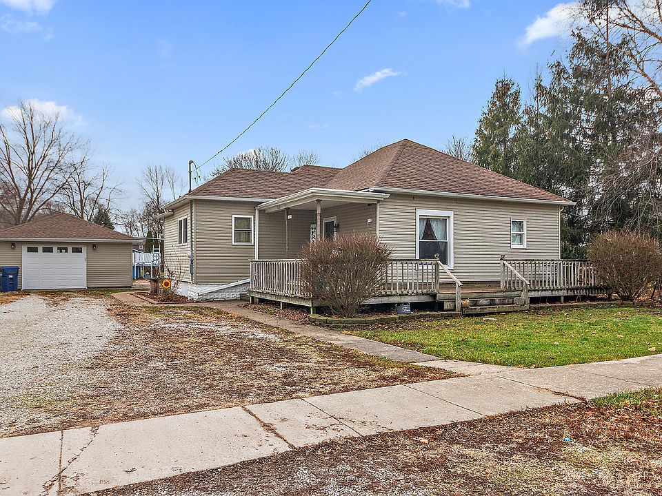 420 W Garfield Ave, Cissna Park, IL 60924 Zillow
