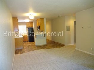 5325 El Camino Ave APT 211, Carmichael, CA 95608