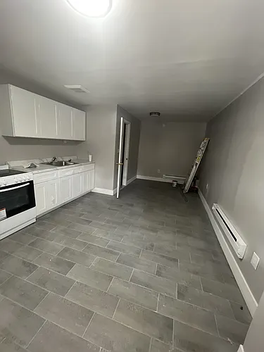 2000 Grand Ave #1 Photo 1