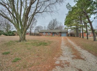 2729 Janene St, Harrah, OK 73045