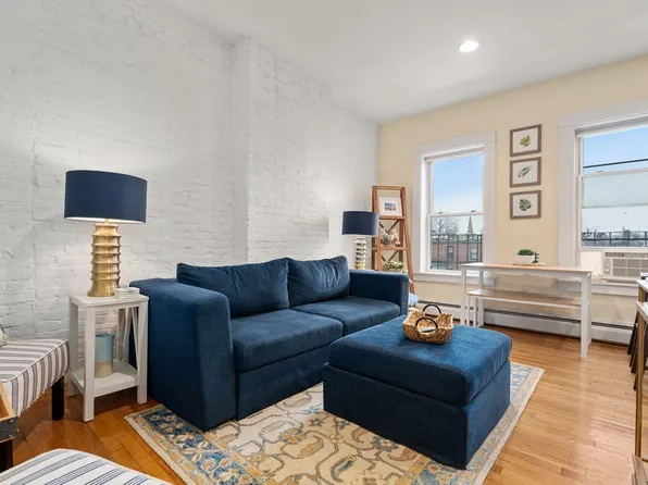 32 Yarmouth St #D, Boston, MA 02116