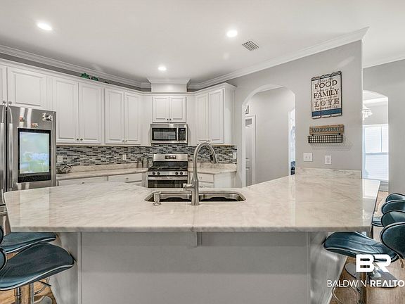 4th image of 30246 Maury Ct
